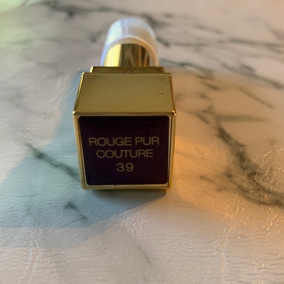 39 Pourpre Divin YSL Rouge Pur Couture Lipstick - Picture 6 of 11